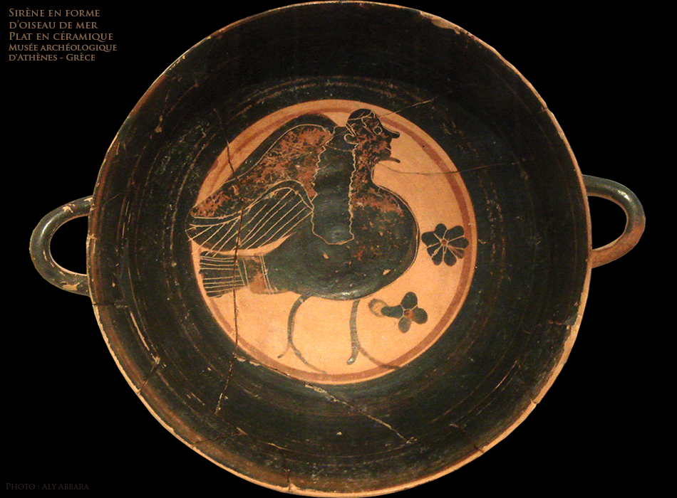 Musée archéologique national d'Athènes - Sirène ou femme oiseau - Plat doublement ansé en céramique