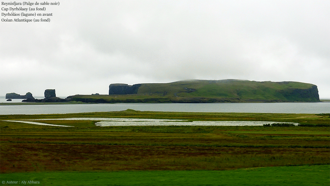 Islande (Iceland) - Cap Dyrhólaey de l'extrême sud de l'Islande et la Lagune «Dyrhólaos»