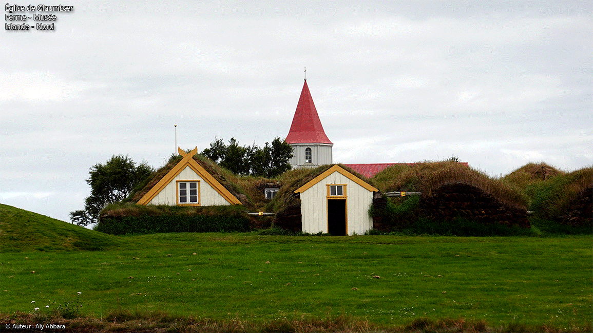 Islande (Iceland) nord - Glaumbærkirkja oe église de Glaumbær - Au voisinage de la Ferme - Musée de Glaumbær