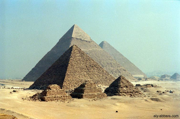 Les Pyramides de Gizeh - Le Caire - Egypte