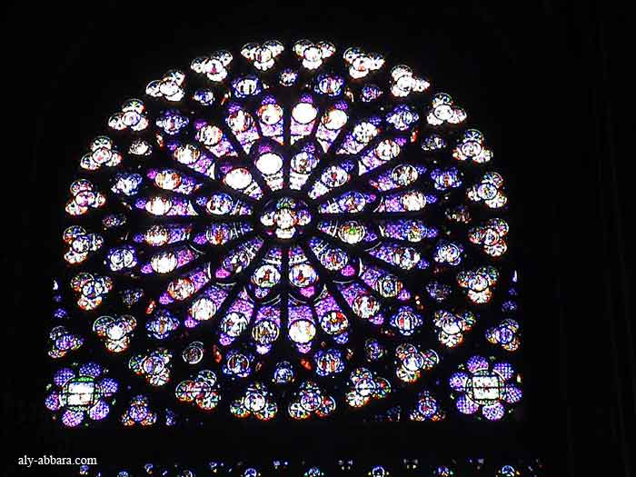 Paris ; la Cathédrale de Notre-Dame de Paris : vitrail