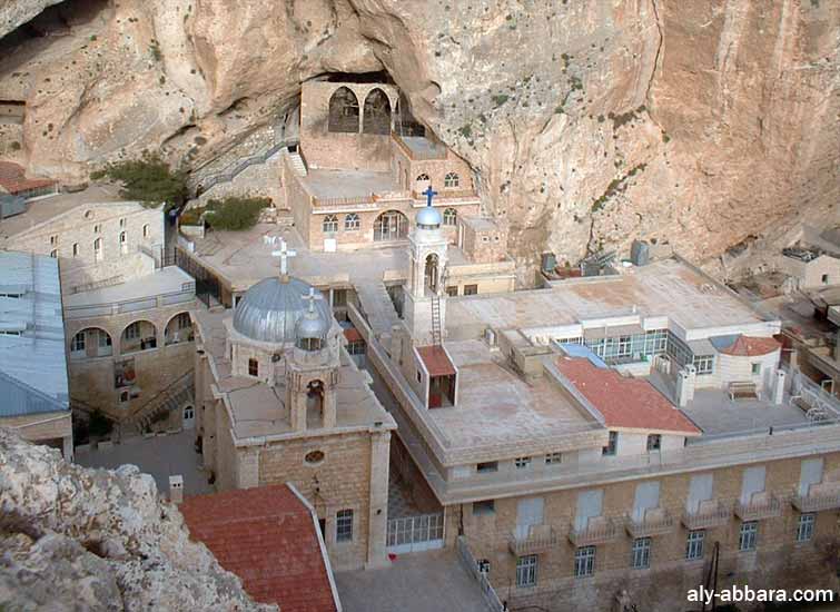 Syrie - Maaloula : une vue panoramique du couvent et du mausolée de Mar Taqla